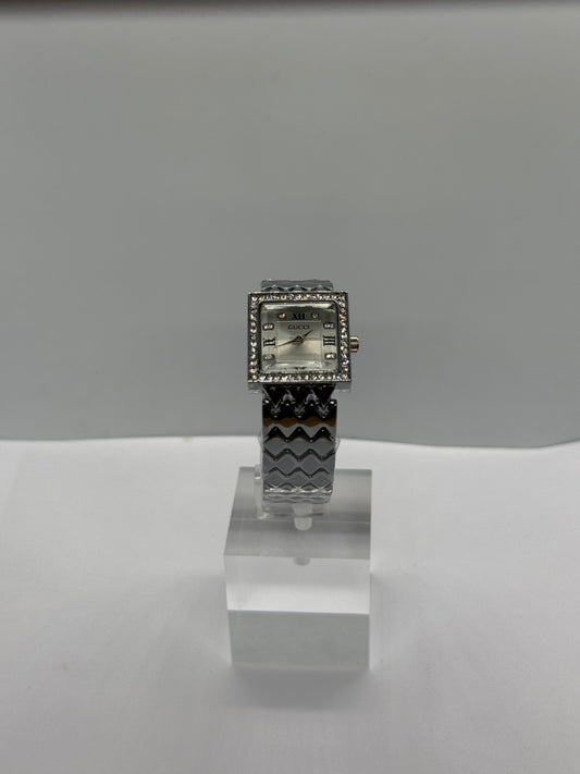 GUESS For Her ( Silver Strap-Square White Face)