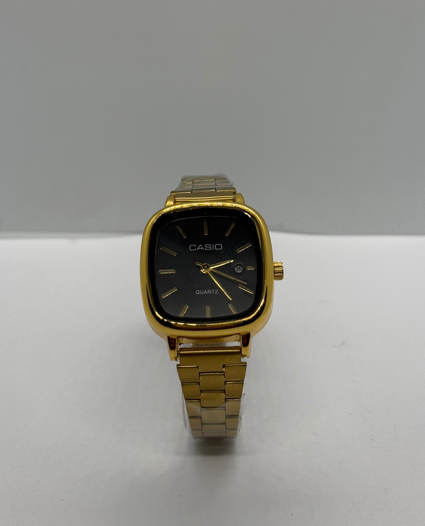 Uni Sex Casio Old Money (Gold Strap - Black Face)