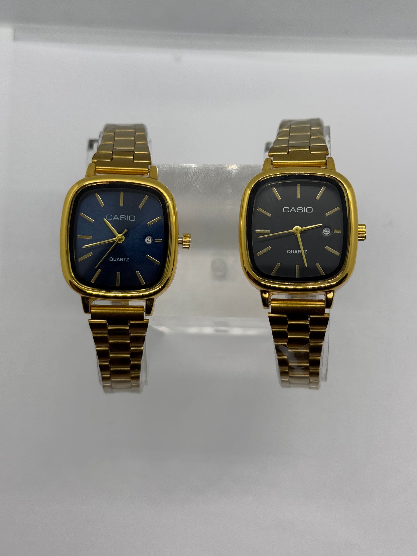 Uni Sex Casio Old Money (Gold Strap - Black Face)